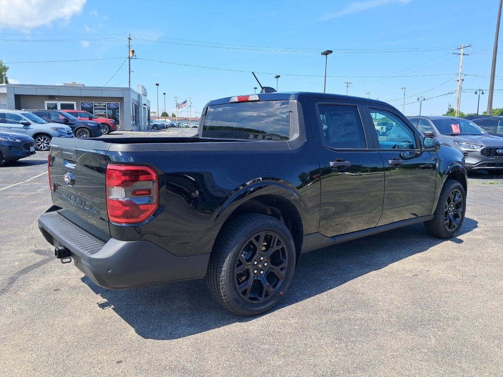 2025 Ford Maverick XLT photo 3