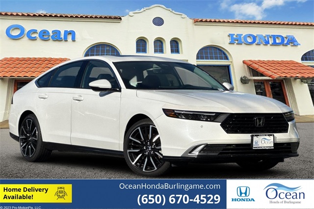 2025 Honda Accord Hybrid Touring's photo