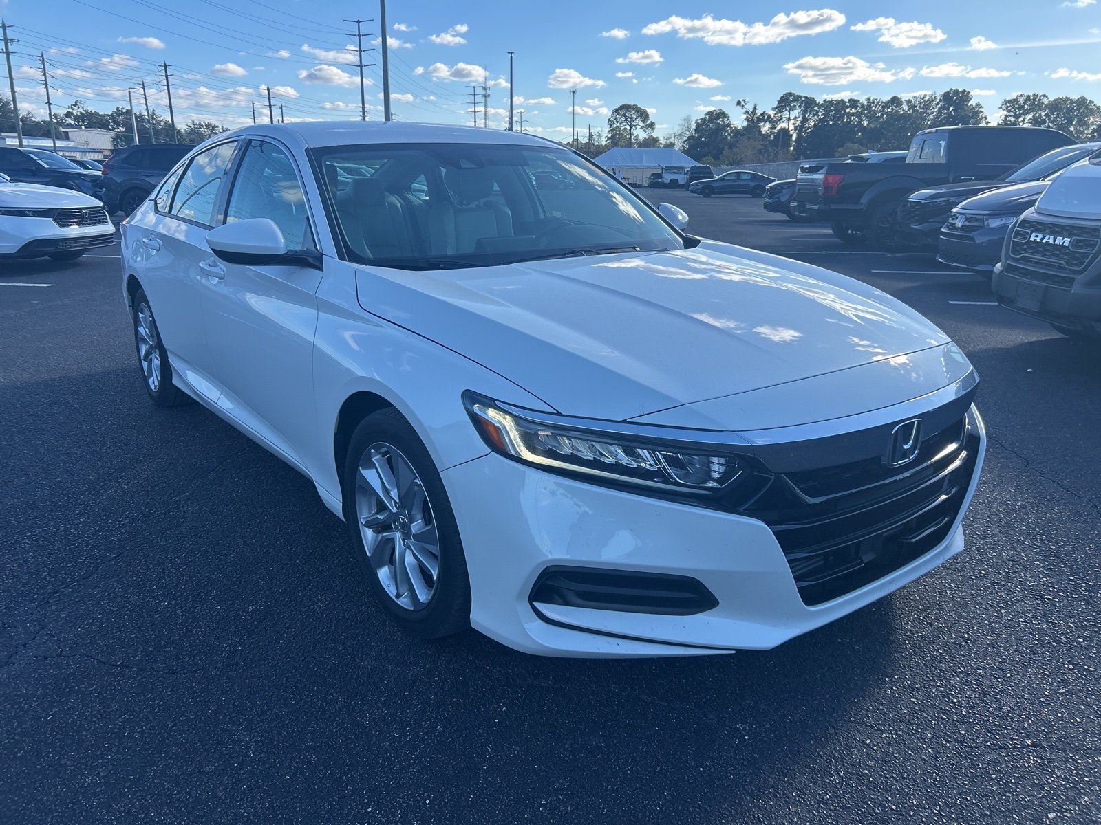 2020 Honda Accord LX's photo