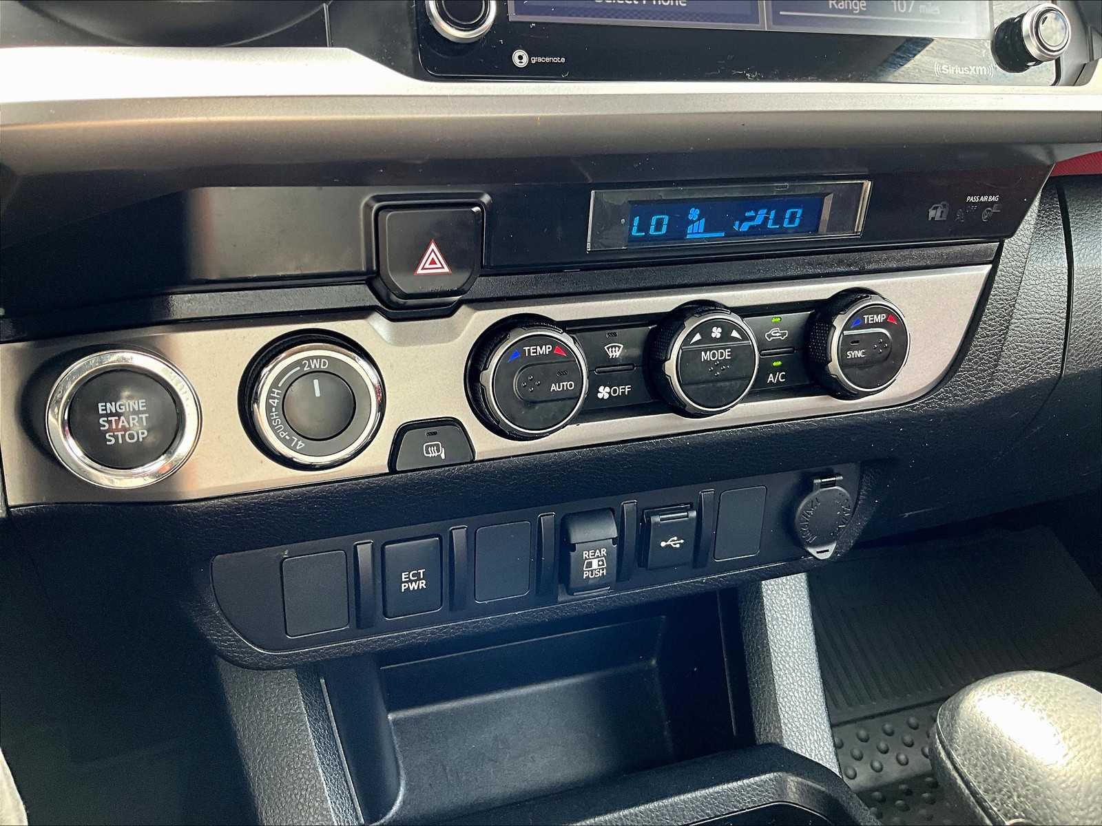 2023 Toyota Tacoma SR5 photo 26