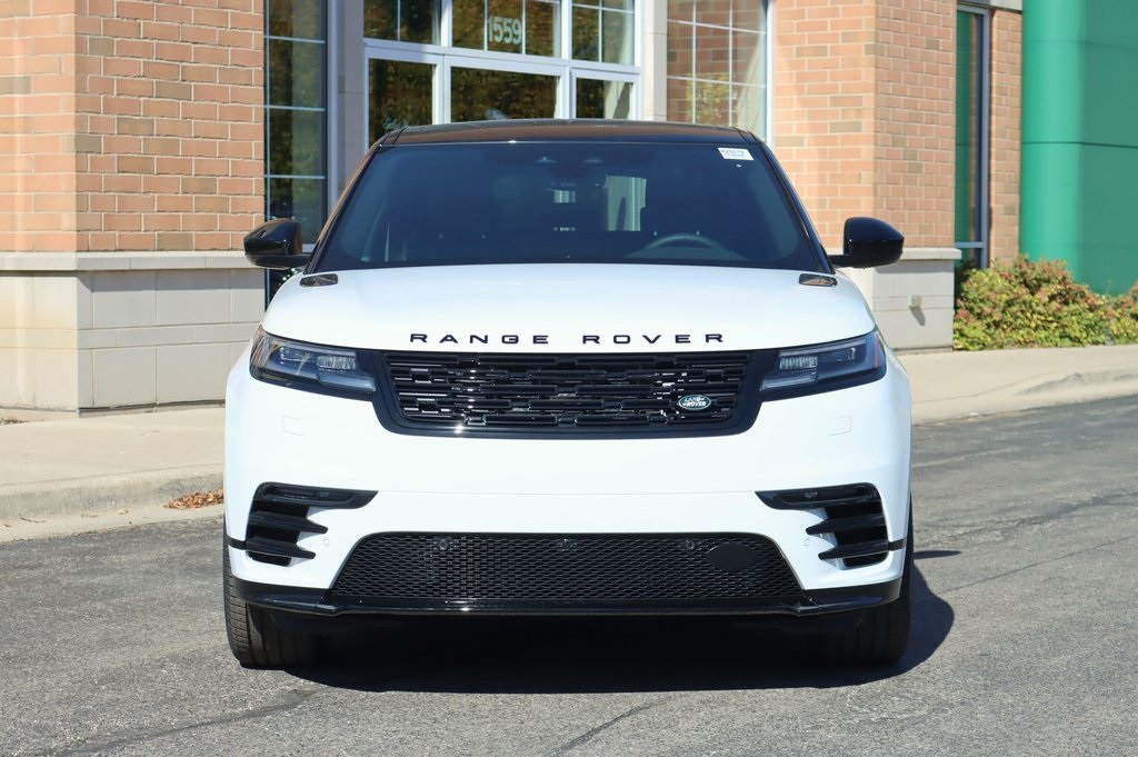 2025 Land Rover Range Rover Velar photo 3