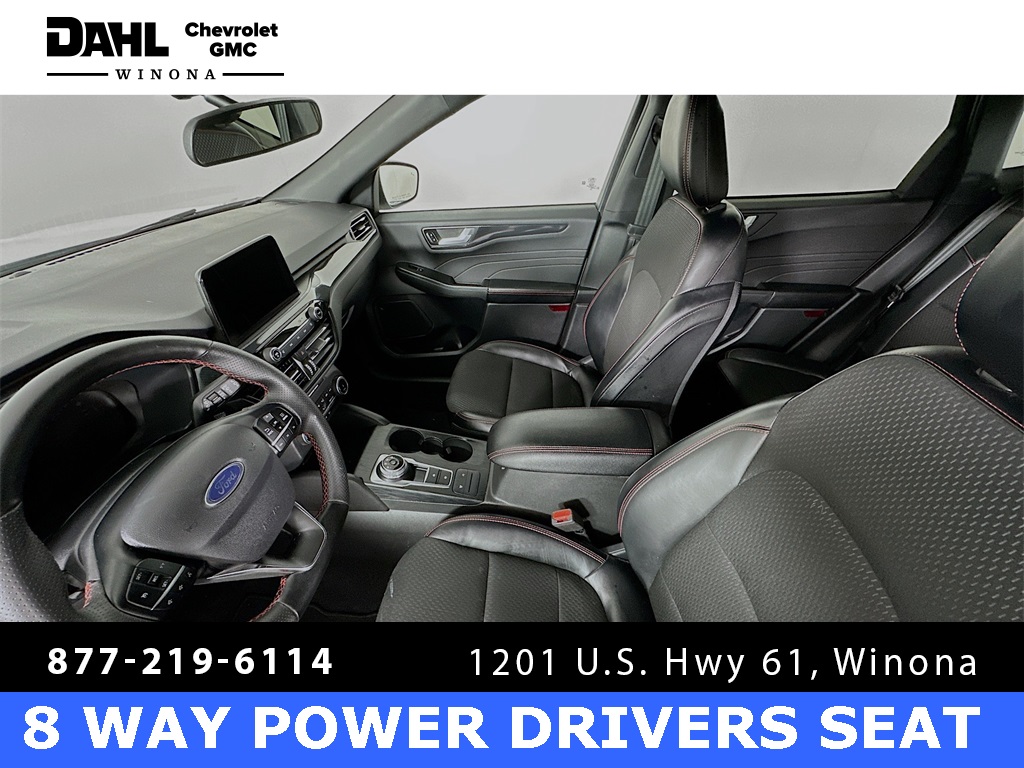 2025 Ford Escape ST-Line photo 4