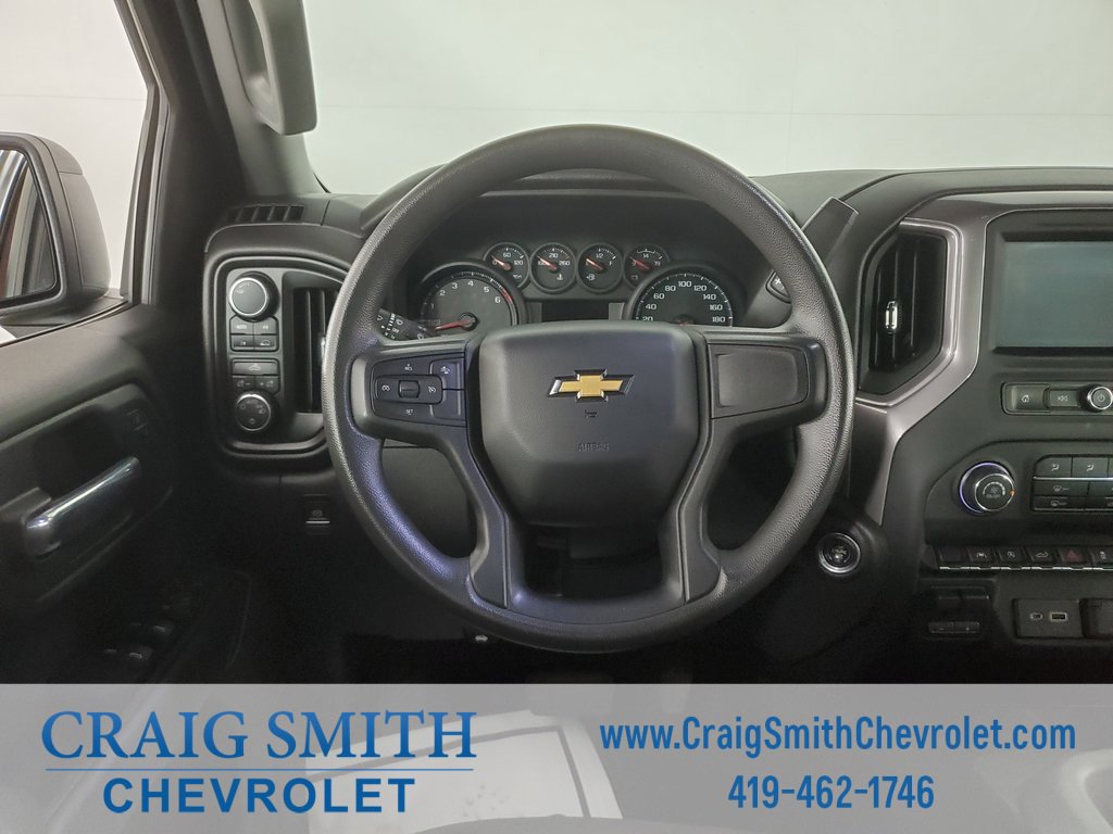 2023 Chevrolet Silverado 1500 Custom photo 5
