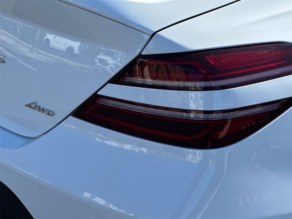 2026 Genesis G70 2.5T AWD photo 14