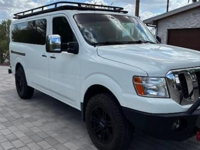 2014 Nissan NV3500 photo 3