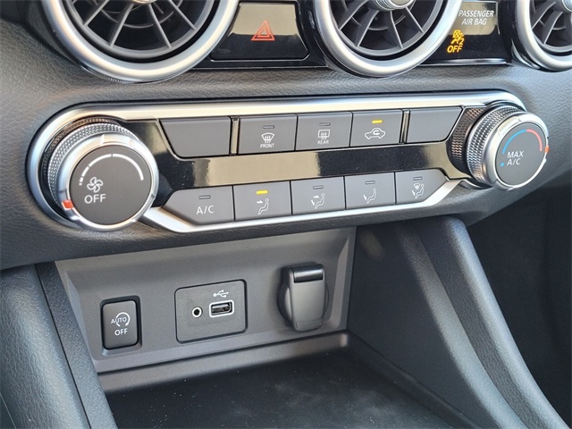 2025 Nissan Sentra S photo 10