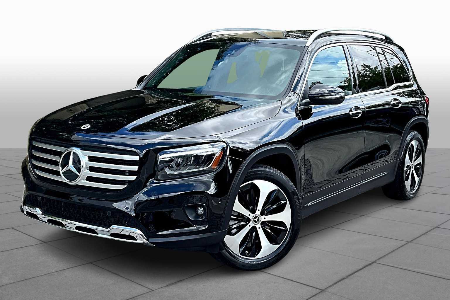 2024 Mercedes-Benz GLB Base's photo