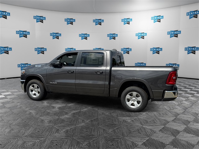 2025 Ram 1500 Big Horn Lone Star photo 3