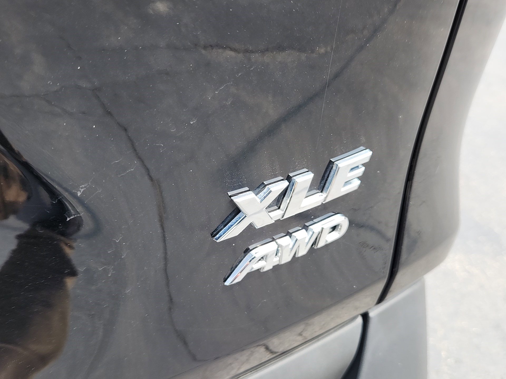 2025 Toyota RAV4 XLE photo 26