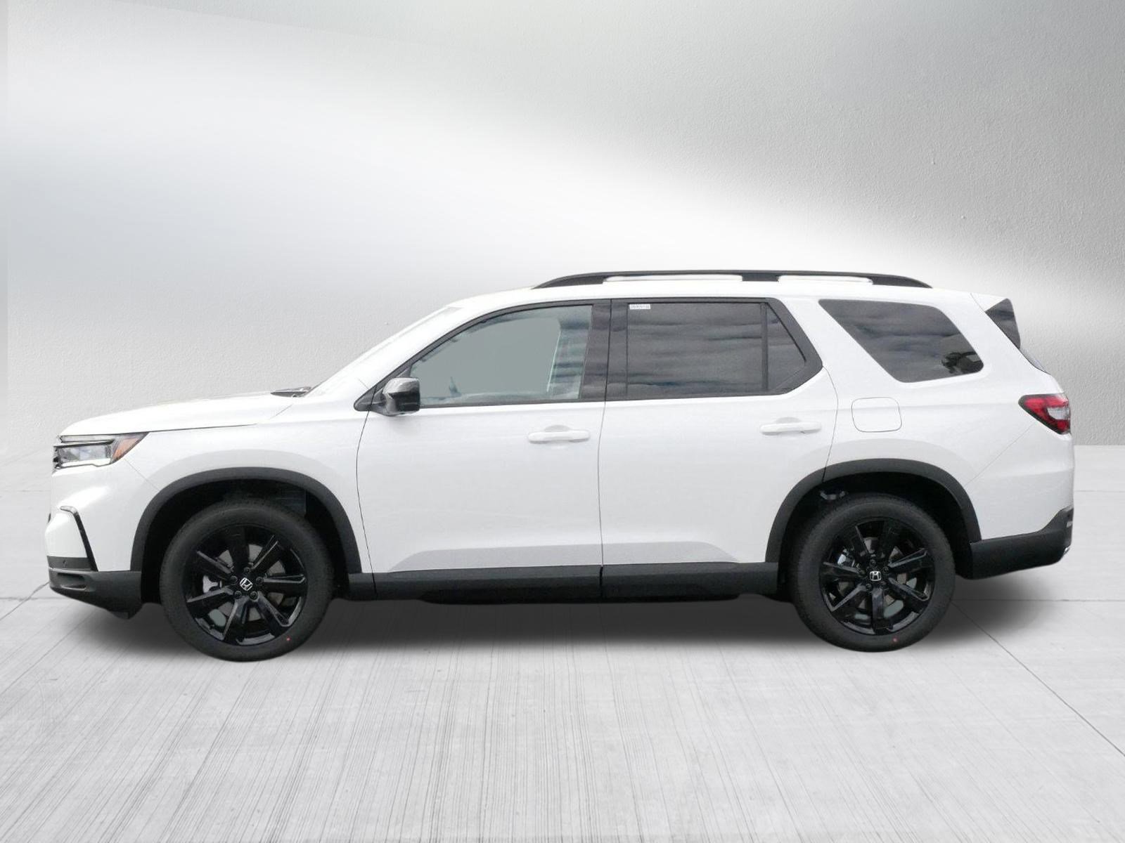 2025 Honda Pilot Black Edition photo 4