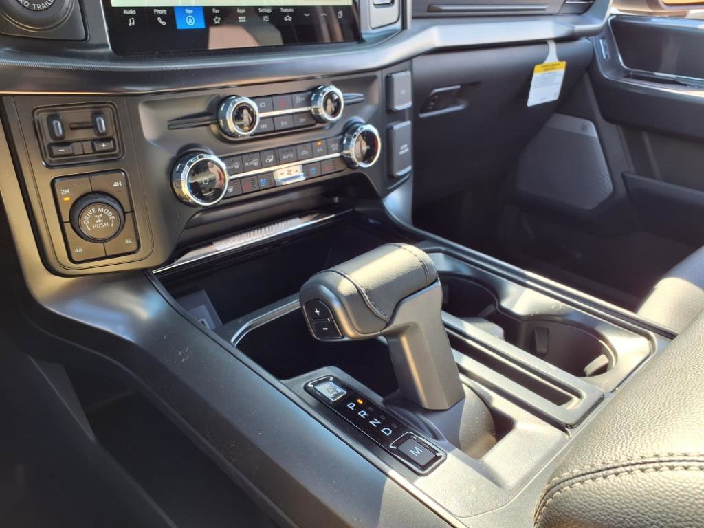 2025 Ford F-150 Lariat photo 19