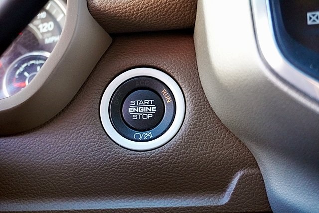 Certified Used 2020 Gray Ram Laramie image 28