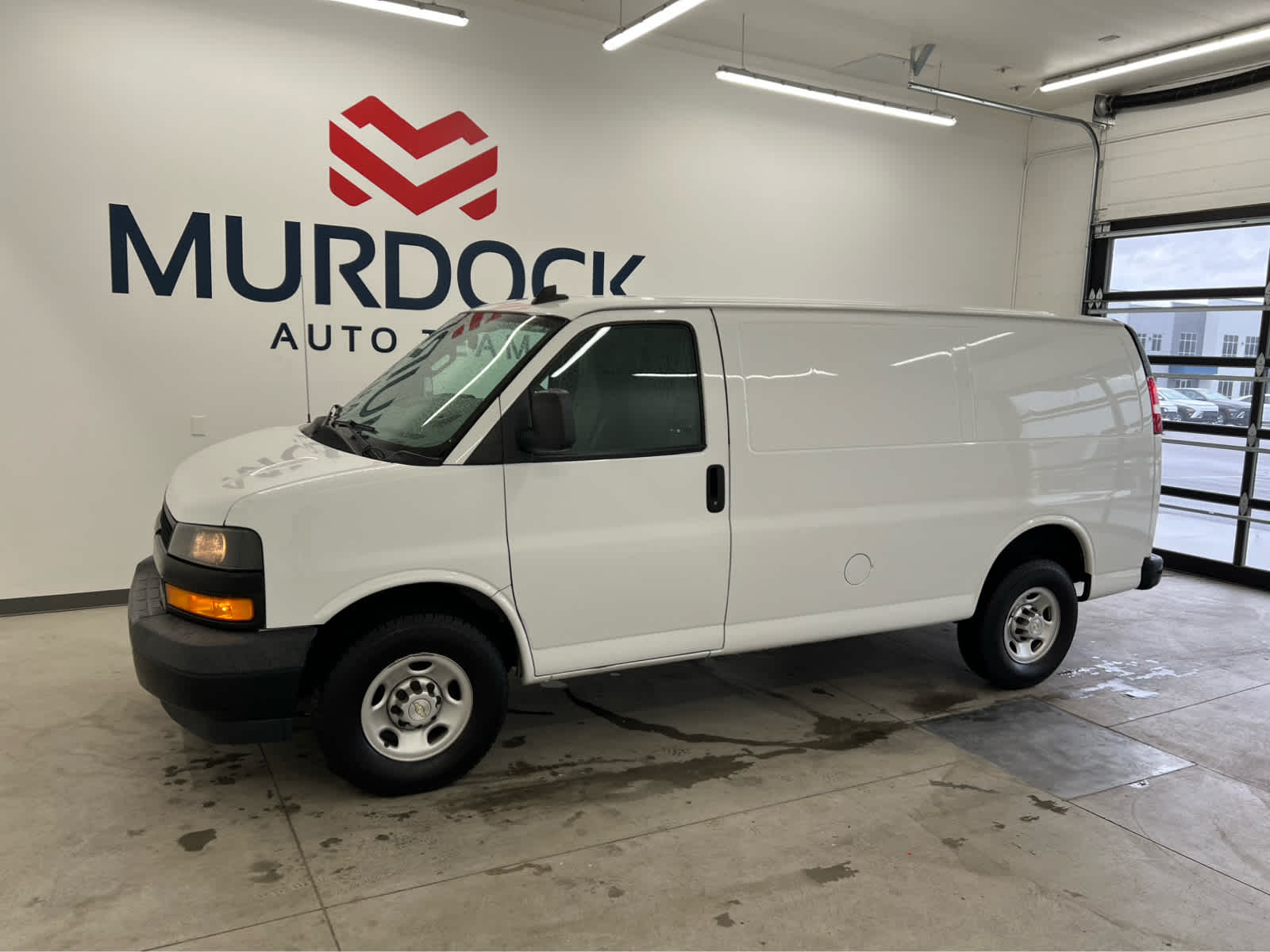 2020 Chevrolet Express Cargo Work Van's photo