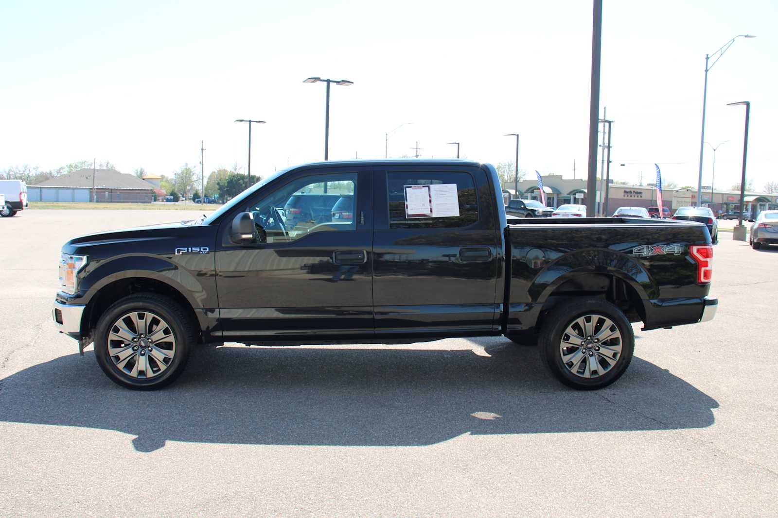 2019 Ford F-150 XLT photo 3