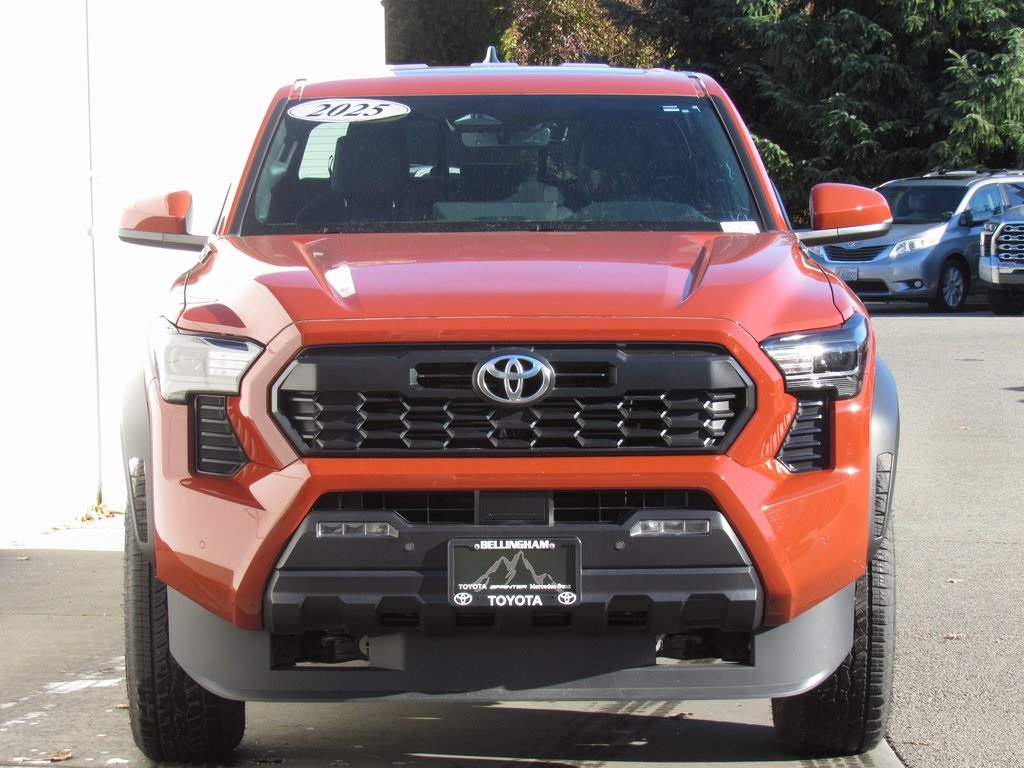 2025 Toyota Tacoma TRD photo 3