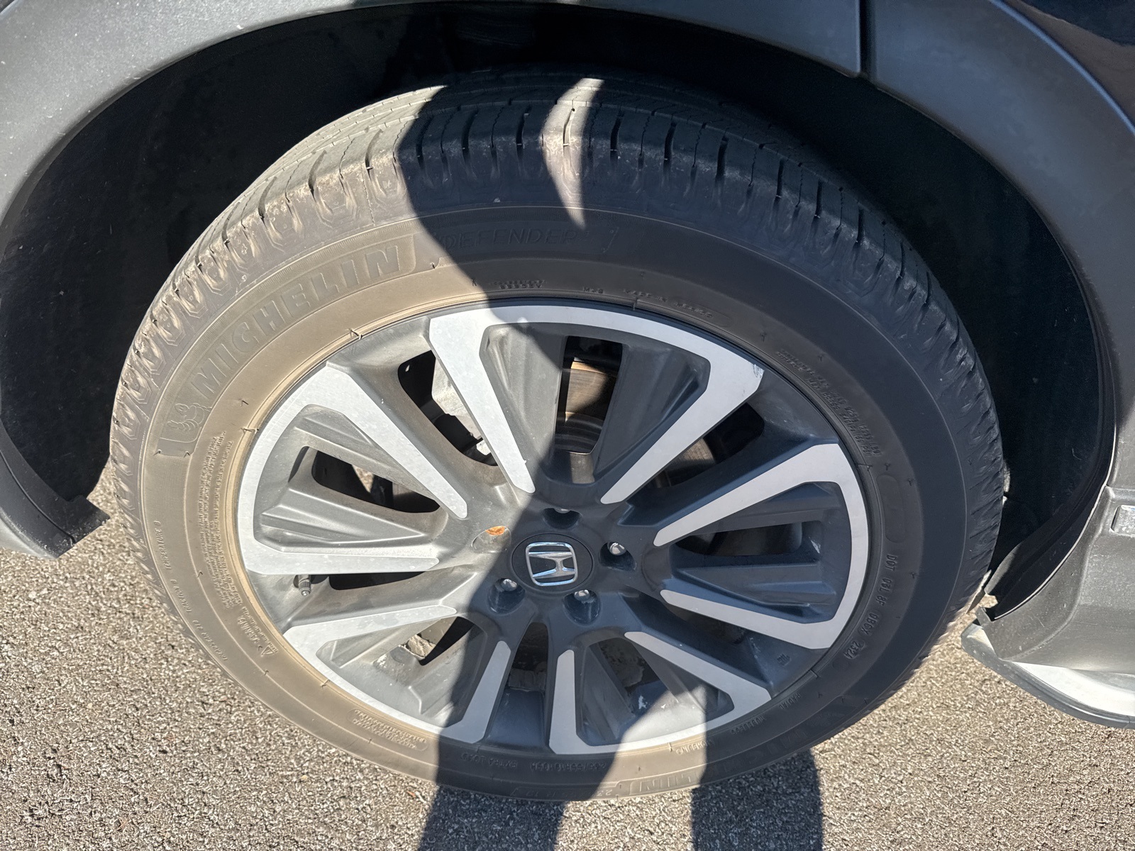 2017 Honda CR-V Touring photo 5
