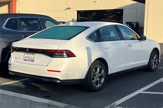 2024 Honda Accord 1.5T EX photo 2