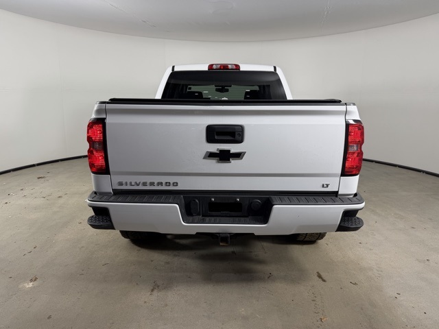 2018 Chevrolet Silverado 1500 LT photo 4