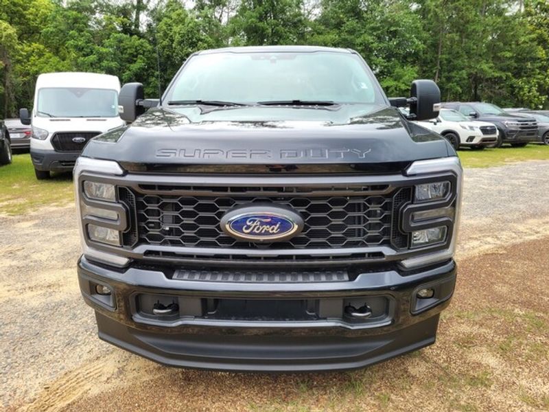 2025 Ford F-250 XL photo 2