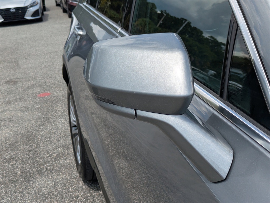 2024 Cadillac XT4 Premium Luxury photo 10