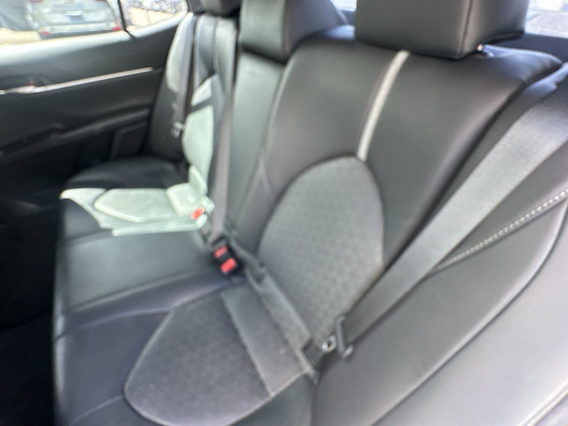 2019 Toyota Camry XSE photo 25