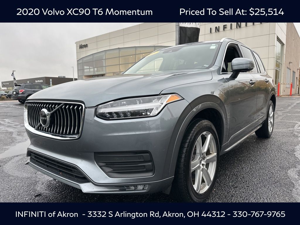 2020 Volvo XC90 Momentum