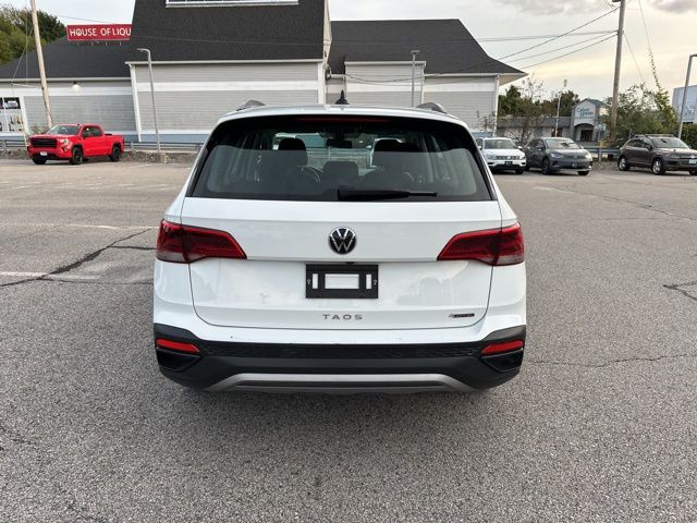 2022 Volkswagen Taos S photo 3