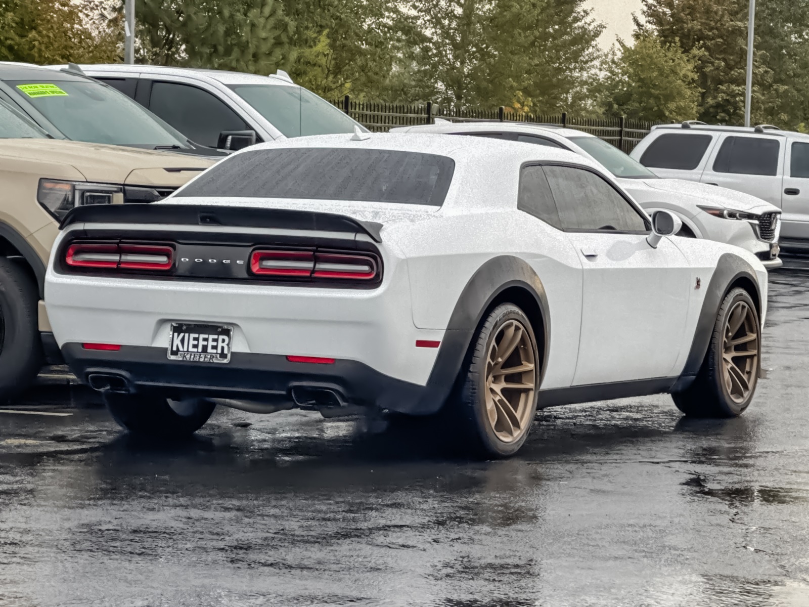 2021 Dodge Challenger R/T Scat Pack Widebody photo 2