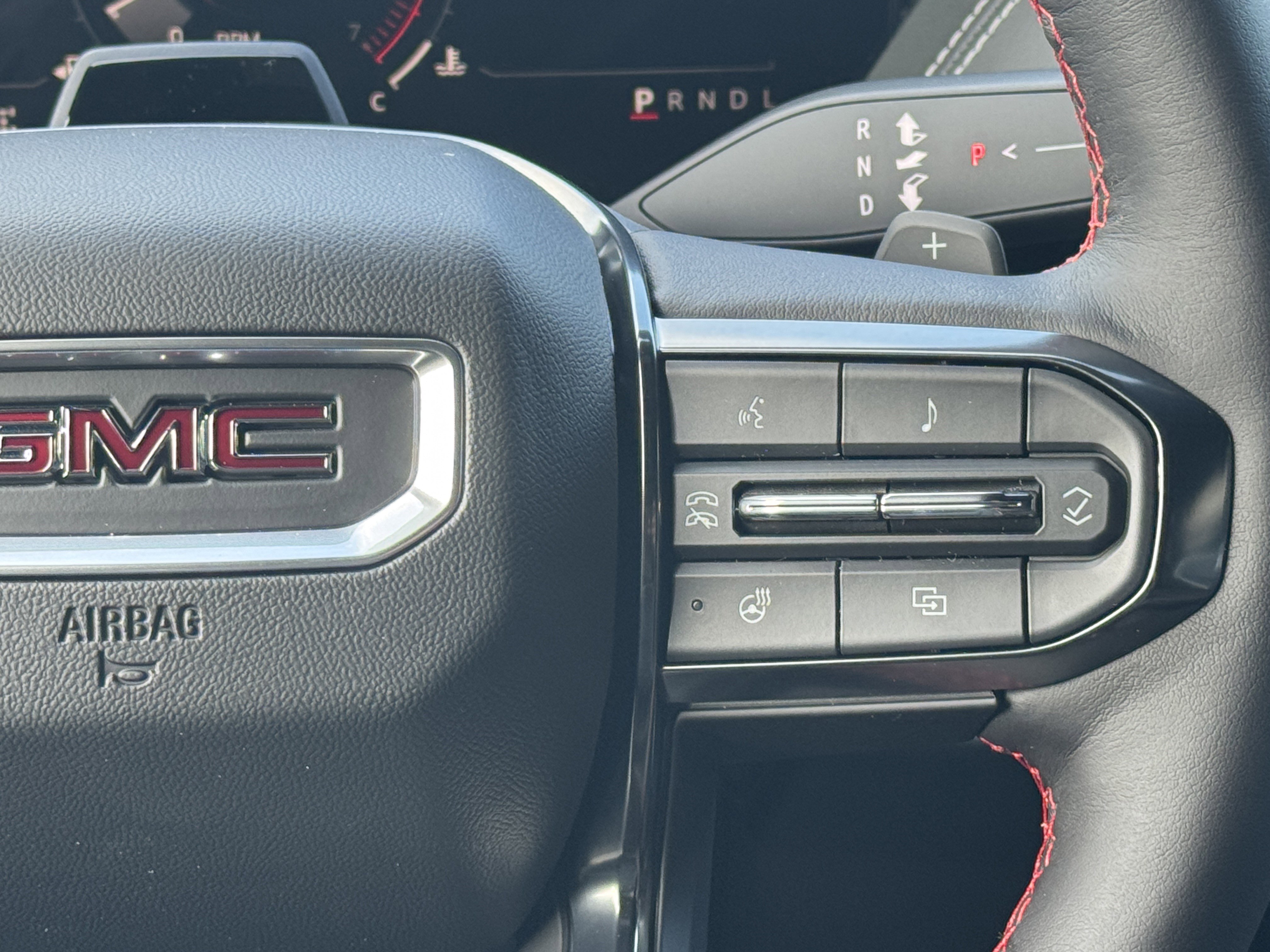 2025 Gmc Yukon AT4 Ultimate photo 8