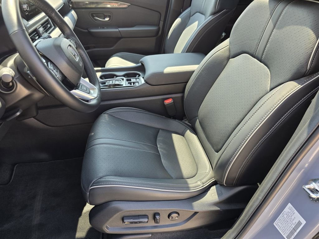 2025 Honda Pilot Elite photo 30