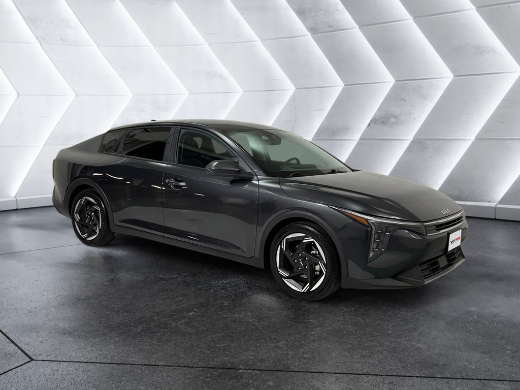 2025 Kia K4 EX's photo
