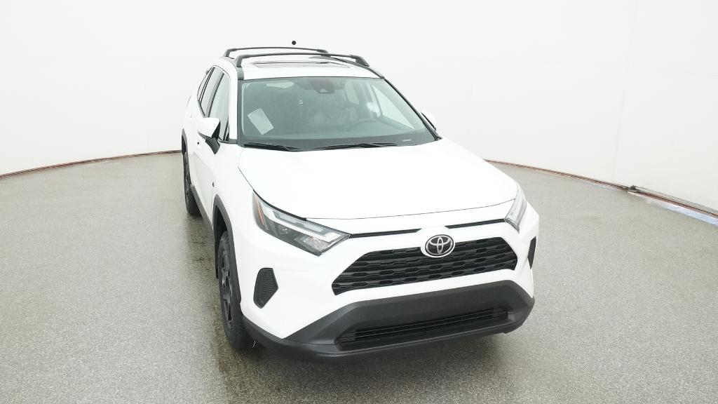 2025 Toyota RAV4 XLE photo 31