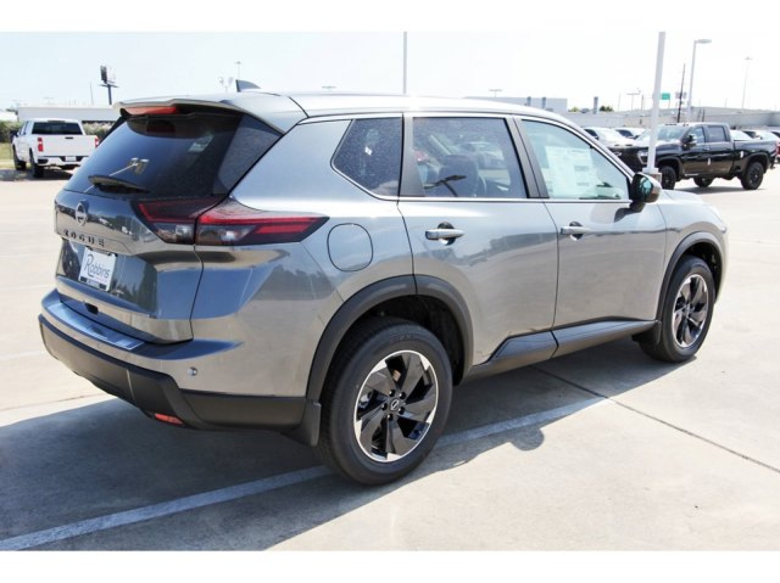 2026 Nissan Rogue SV photo 4