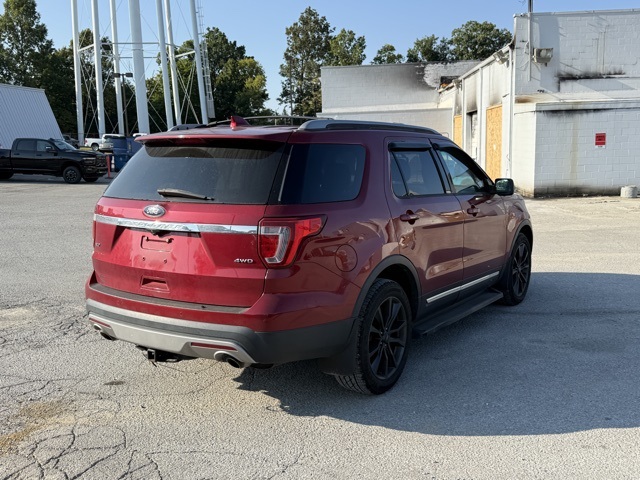 2017 Ford Explorer XLT photo 6