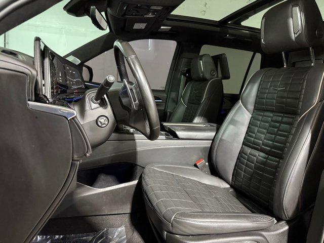 2023 Cadillac Escalade V-Series photo 4