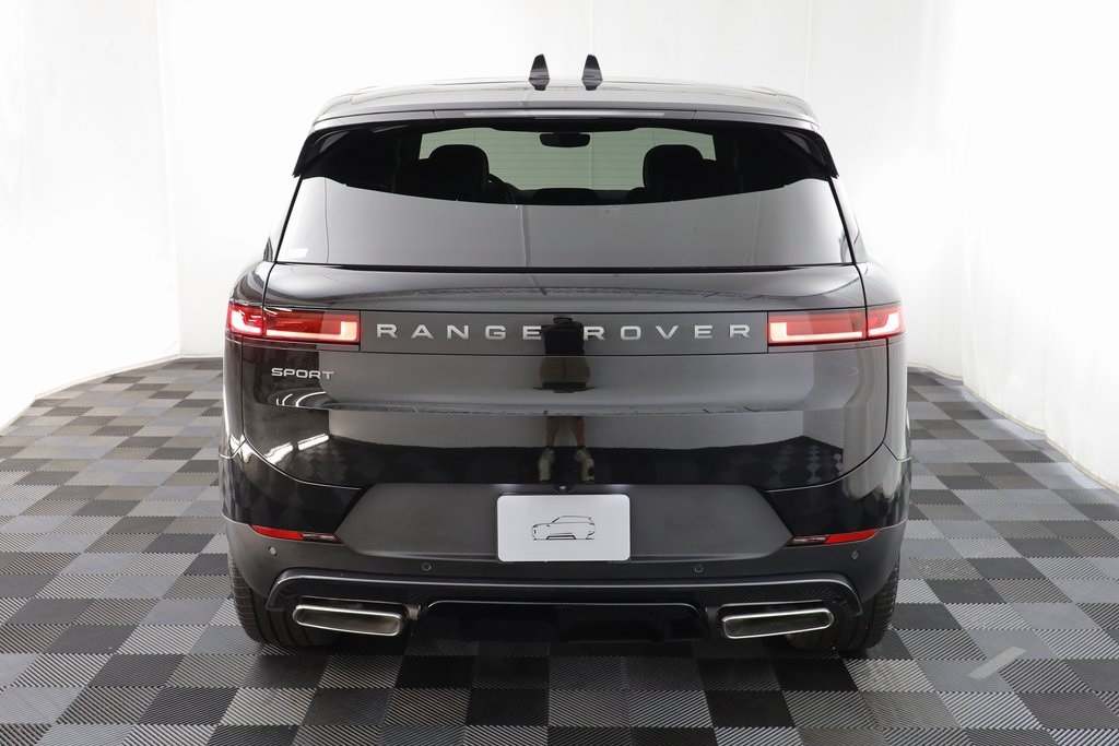 2025 Land Rover Range Rover Sport SE photo 17