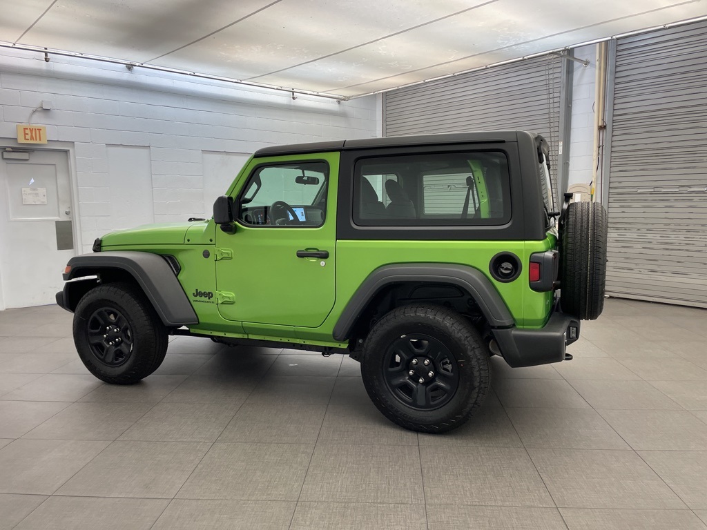 2025 Jeep Wrangler Sport photo 4