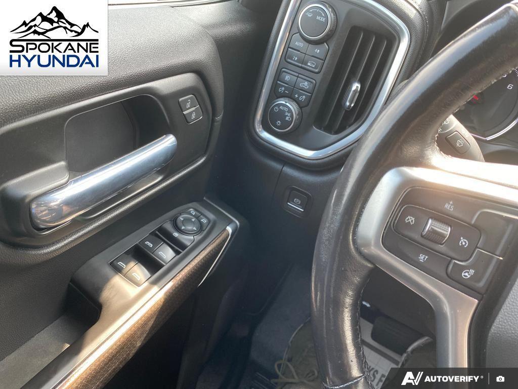 2021 Chevrolet Silverado 1500 RST photo 17