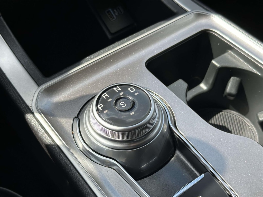 2024 Ford Edge SEL photo 6