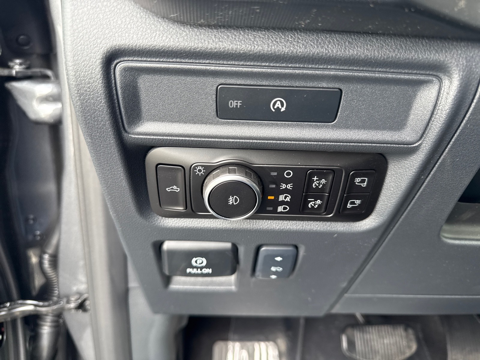 2025 Ford F-150 Lariat photo 22