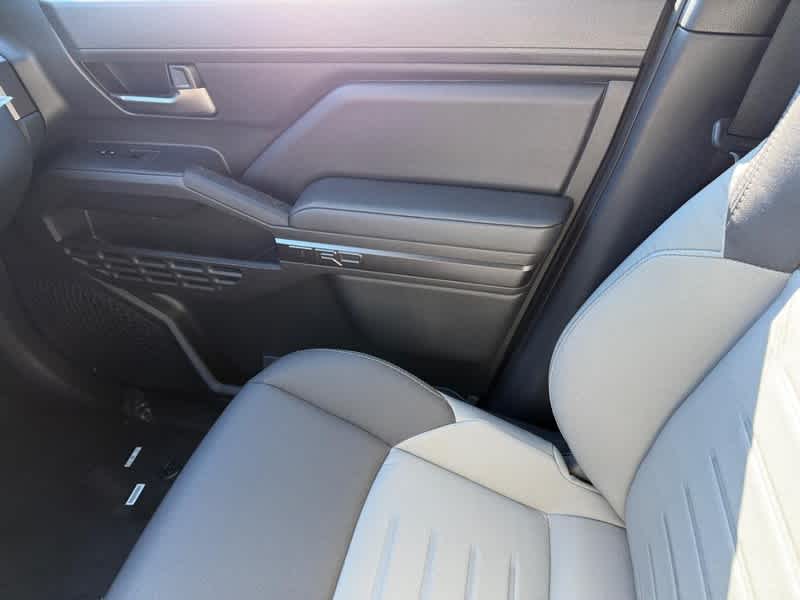 2025 Toyota Tacoma TRD Off Road - Photo 15