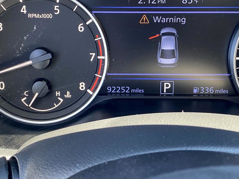 2021 Nissan Altima 2.5 SR photo 7
