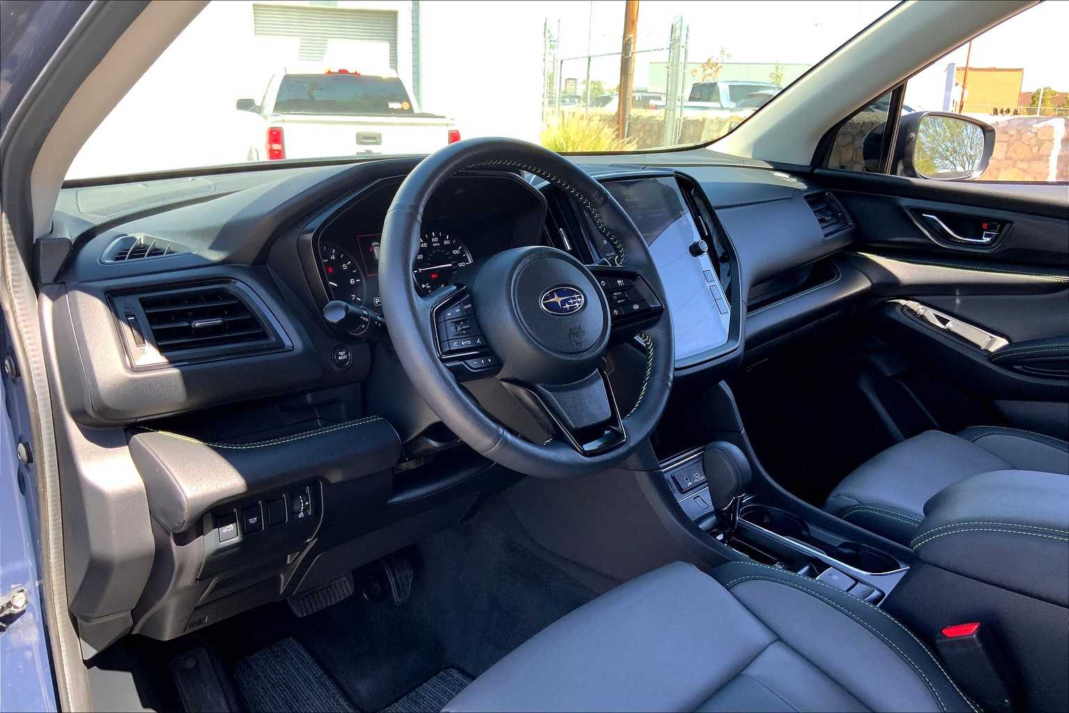 2025 Subaru Ascent Onyx Edition photo 16