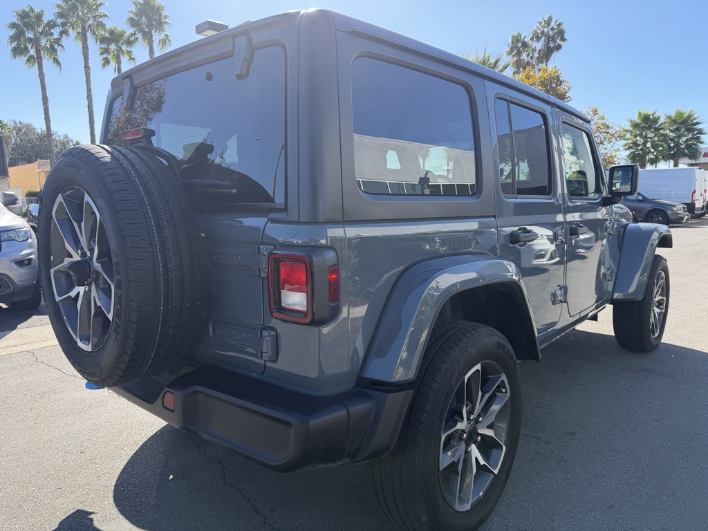 Used 2024 Gray Jeep Sport S 4xe image 5