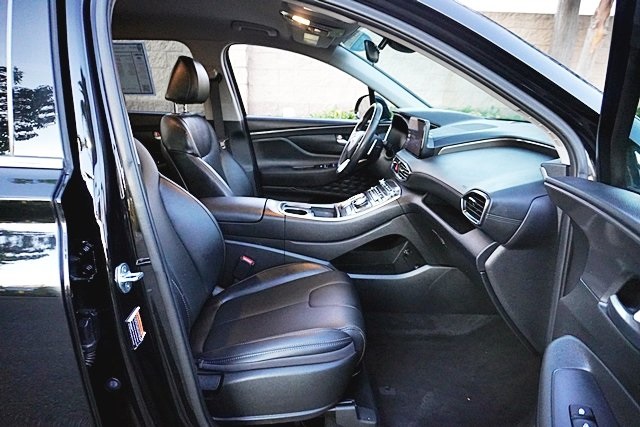 Used 2023 Black Hyundai XRT image 10