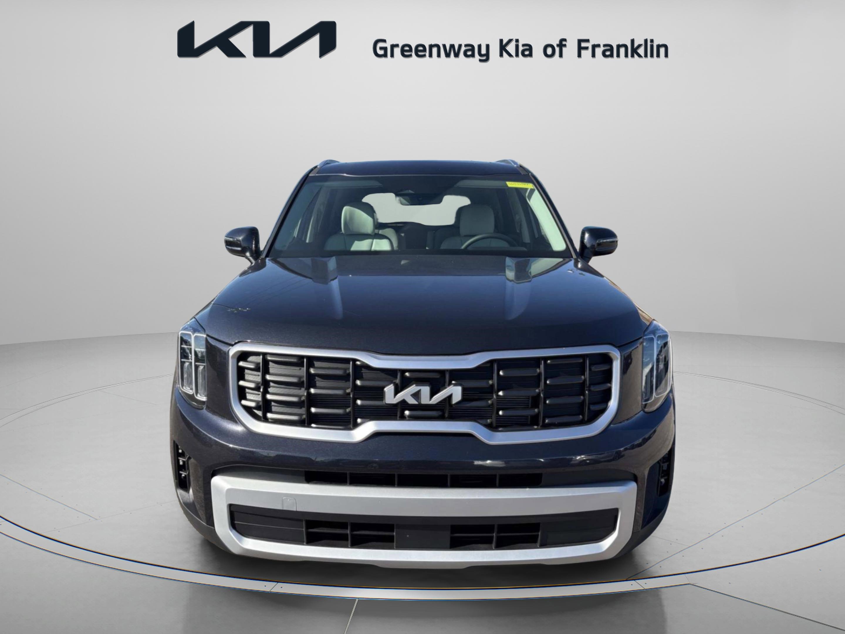 2025 Kia Telluride S photo 2