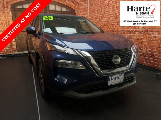 2023 Nissan Rogue SV's photo