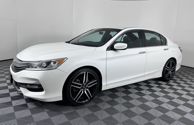 2016 Honda Accord Sport photo 3