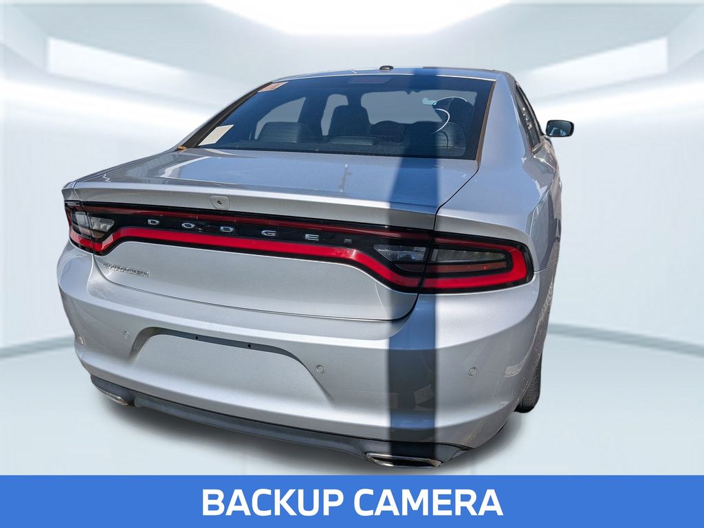 2022 Dodge Charger SXT photo 4