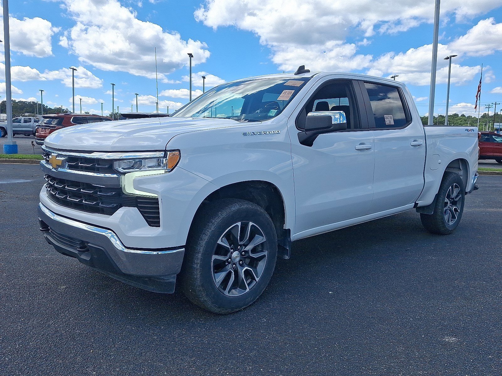 2024 Chevrolet Silverado 1500 LT photo 3